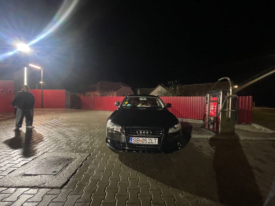 Vând Audi a4b8 2.0tdi