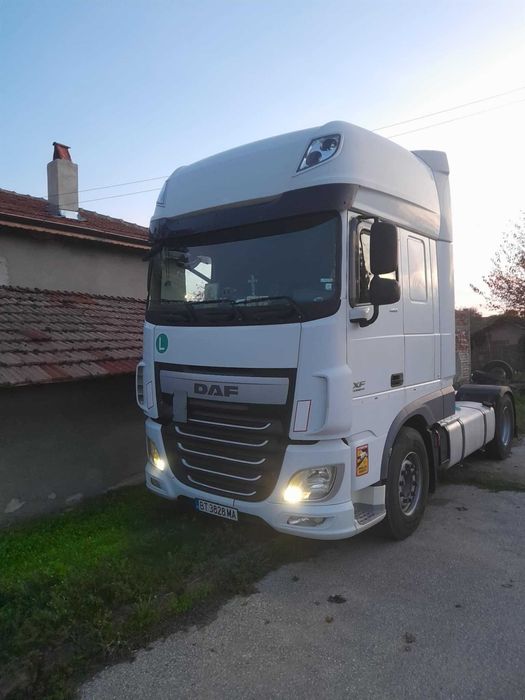 Влекач DAF XF 460 FT