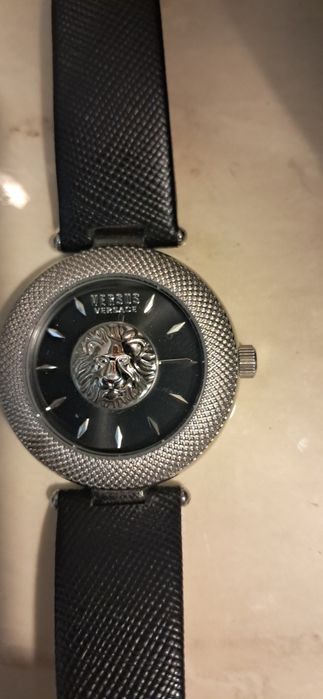 Чaсовник Versus versace brick lane