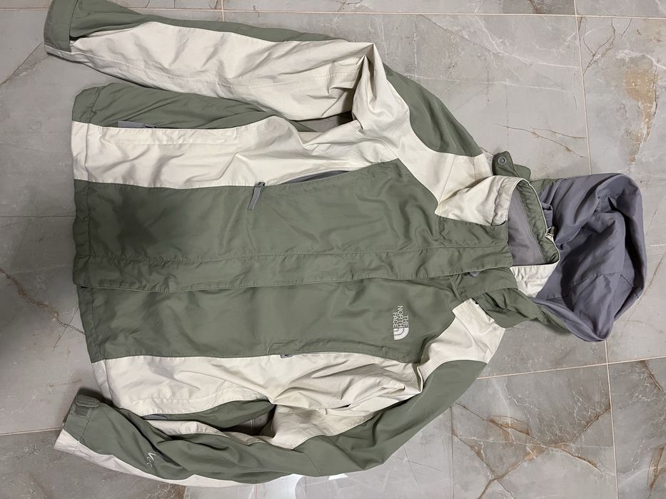 Vand geaca de iarna The North Face