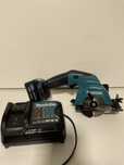 Fierastrau circular makita HS301D