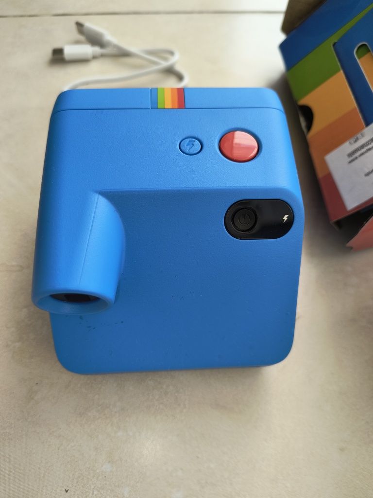 Фото апарат Polaroid Go instant camera G2