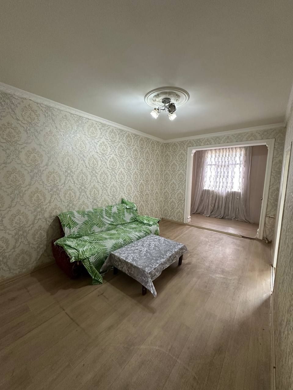 Продаю 2х комнатную Квартиру Чиланзар 8 М.М Улугбек