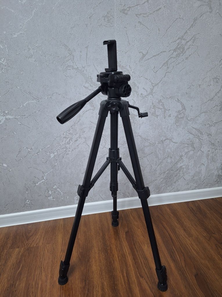 Штатив Трипод Yunteng VCT-668