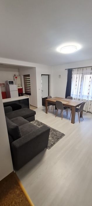Apartament de vanzare Predeal proprietar strada trei brazi