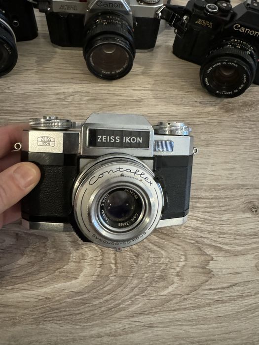 Canon AV-1,nikon,ZEISS IKON Contaflex aparate foto vechi