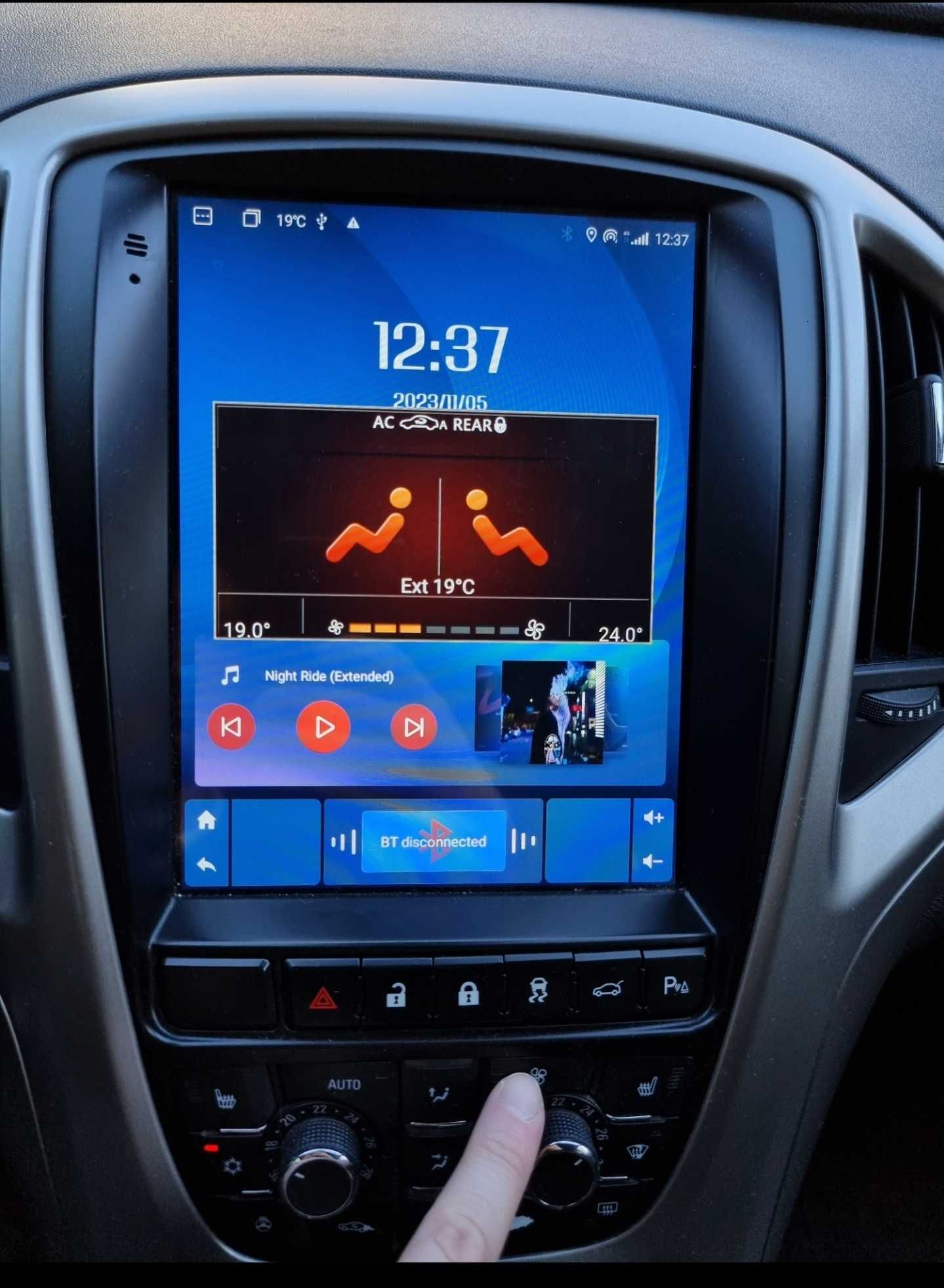Navigație Tesla 4GB Ram dedicată pentru Opel Astra J