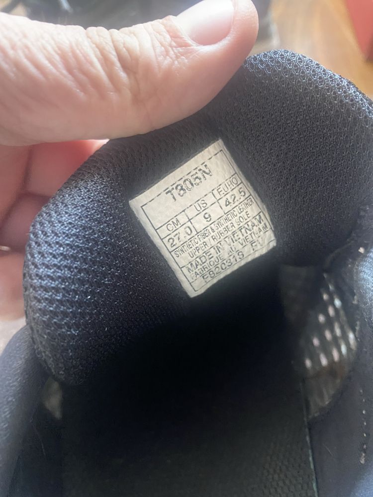 Кроссовки Gel Asics Асикс 42,5рр гелевые, оригинал Krossovkalar