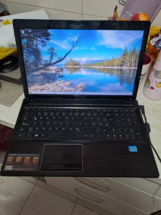 Laptop Lenovo : i7 / 8 gb ram / 500 gb hard