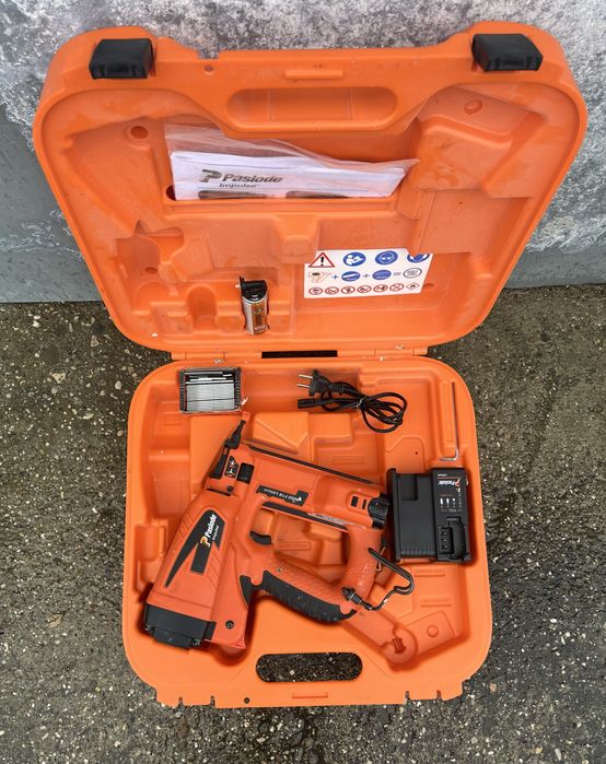 Pistol batut cuie lemn Paslode im50 F18 Lithium 16-50mm la cutie