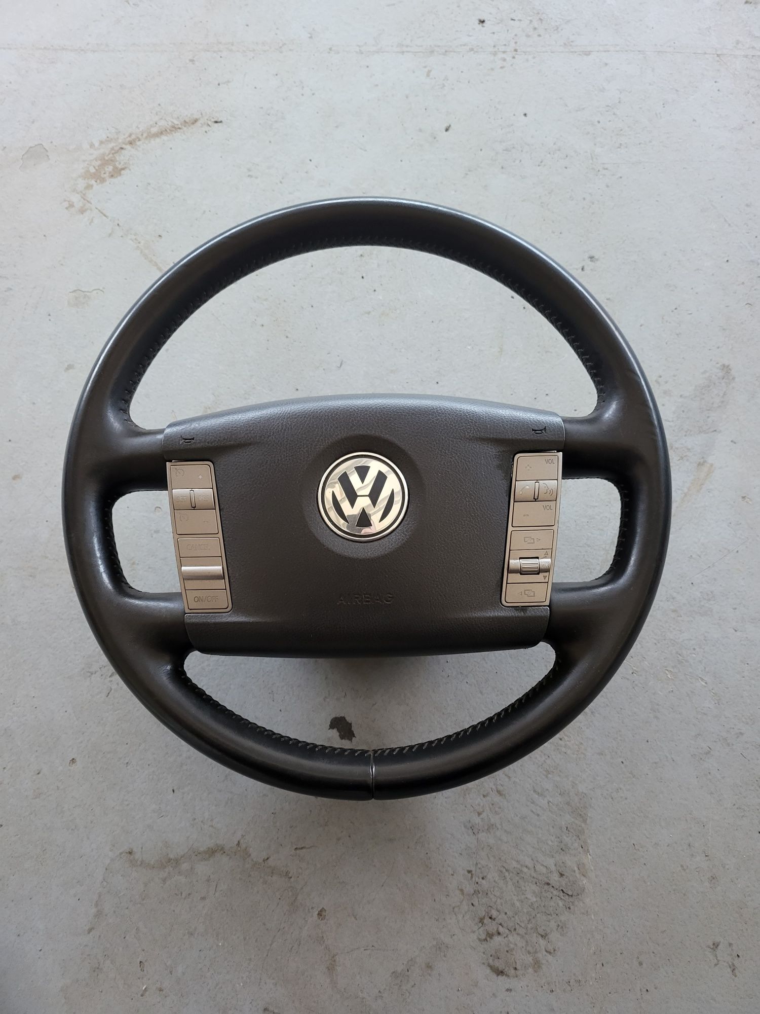 Volan piele cu airbag și comenzi Volkswagen Phaeton