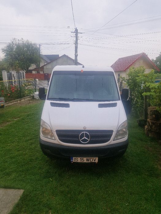 Sprinter Mercedes Benz 2012 213cdi 9 locuri Stare impecabila i