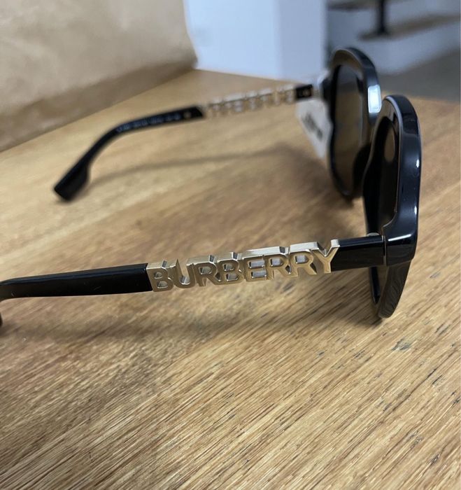 Ochelari Burberry produs Original Nou la pret Redus