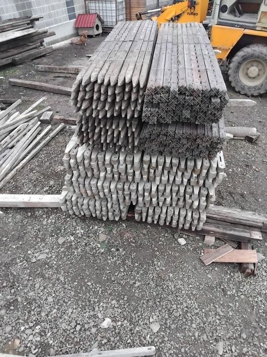 Stilpi din beton