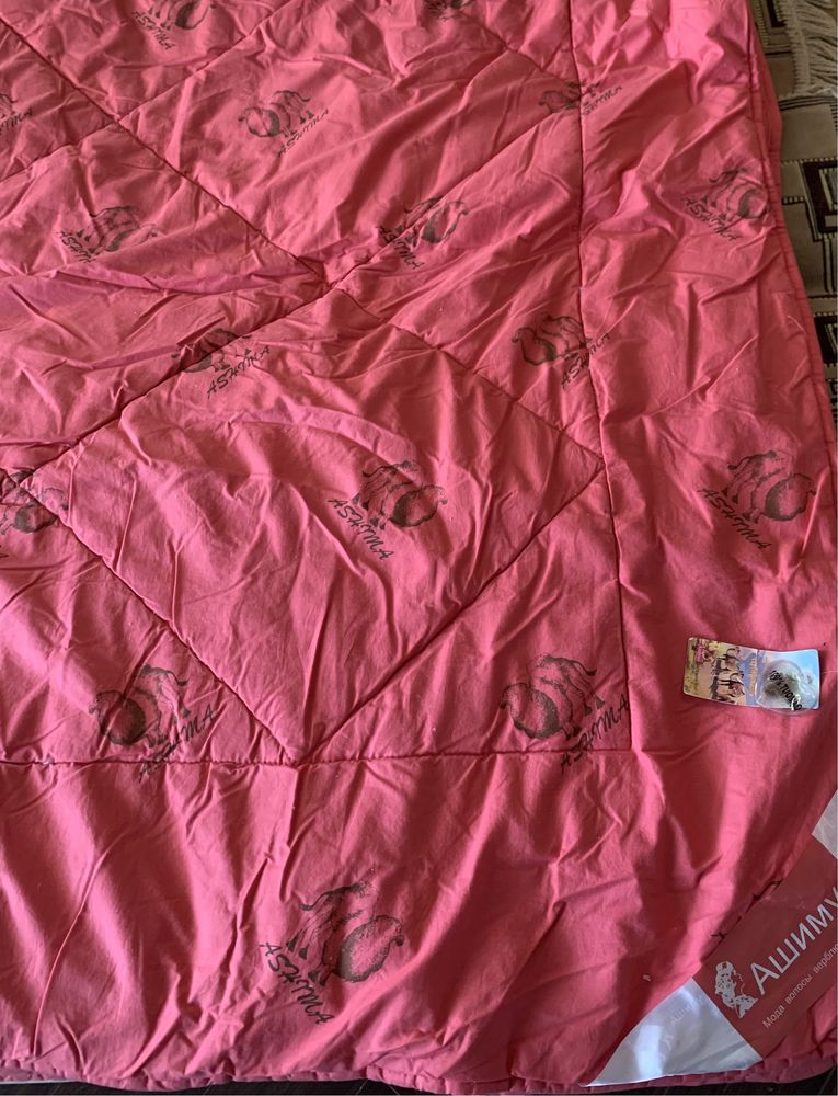 Одеяло-двуспалка из верблюжьей шерсти,200см на 230см(Корея)