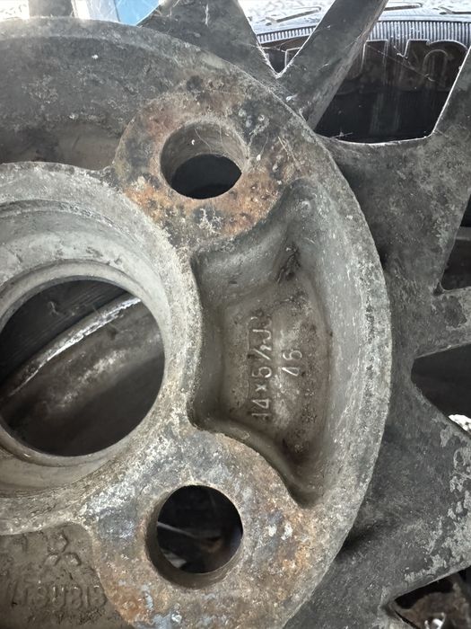 Продам диски R-14