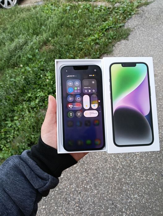 iPhone 14 vând sau schimb