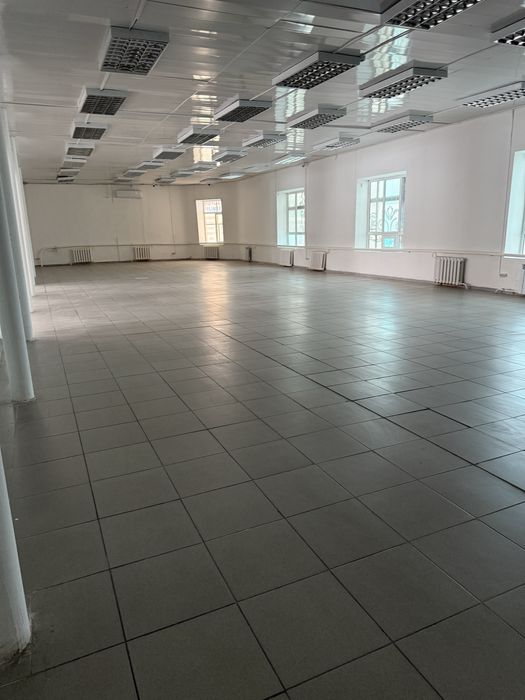 сдам в аренду торговую площадь 500 кв м