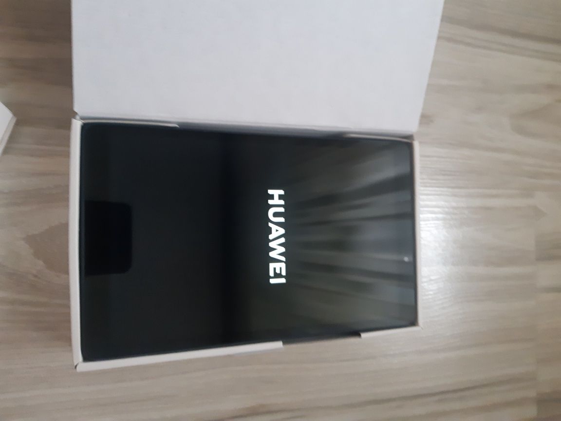 Таблет Huawei MatePad T8