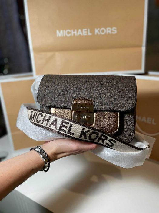 Оригинална чанта Michael Kors