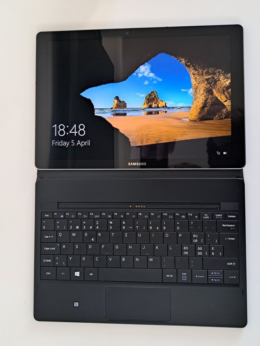 Samsung TabPro S windows 10