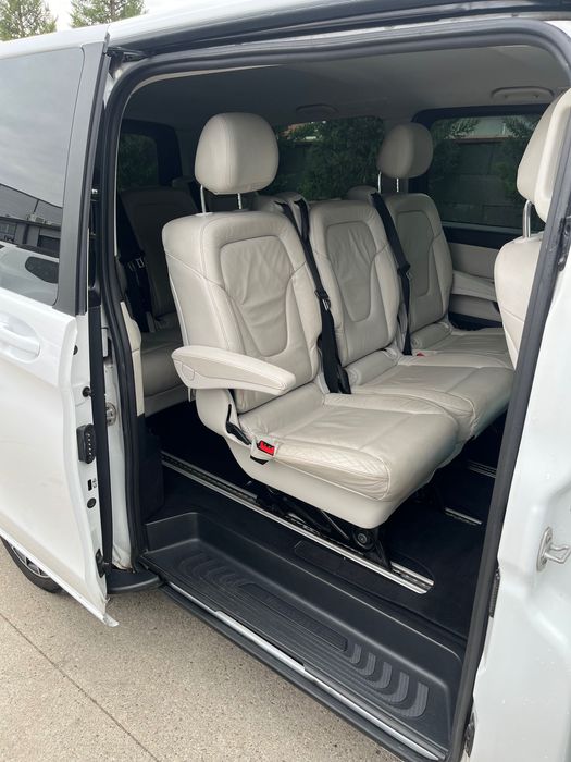 De vânzare Mercedes V class de persoane privat