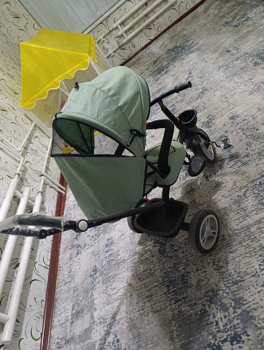 Продается коляска и велик