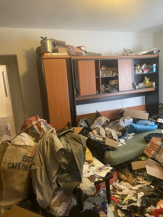 Debarasam apartamente