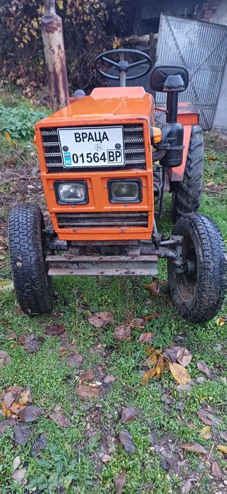 Трактор DFH 180 със Регистрация.