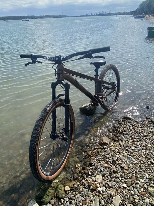 Vand dj rose the bruce 1 +garantie PRETUL ESTE NEGOCIABIL