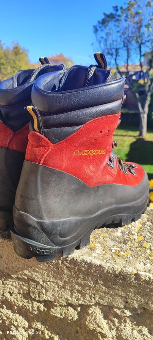 Високопланински туристически обувки Lowa 44