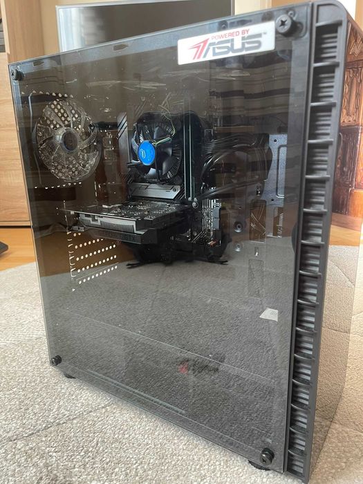 Sistem Desktop Gaming Powered by Asus