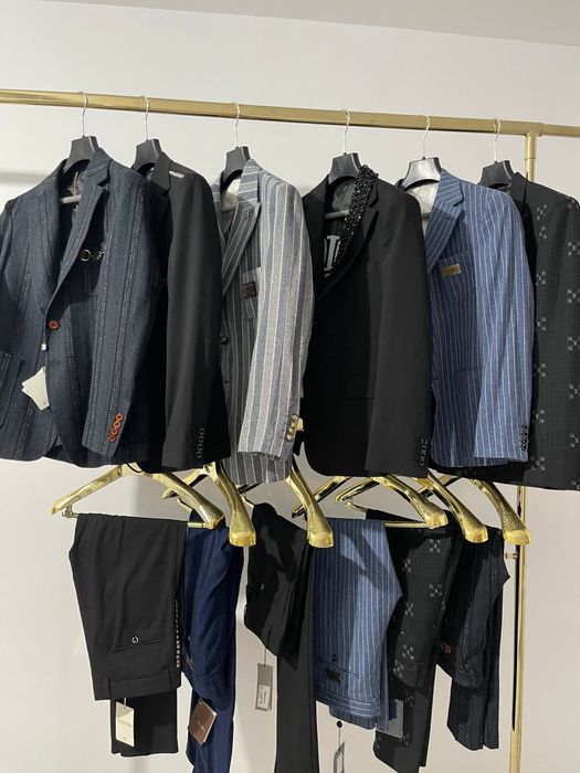 Costume barbati pentru orice eveniment