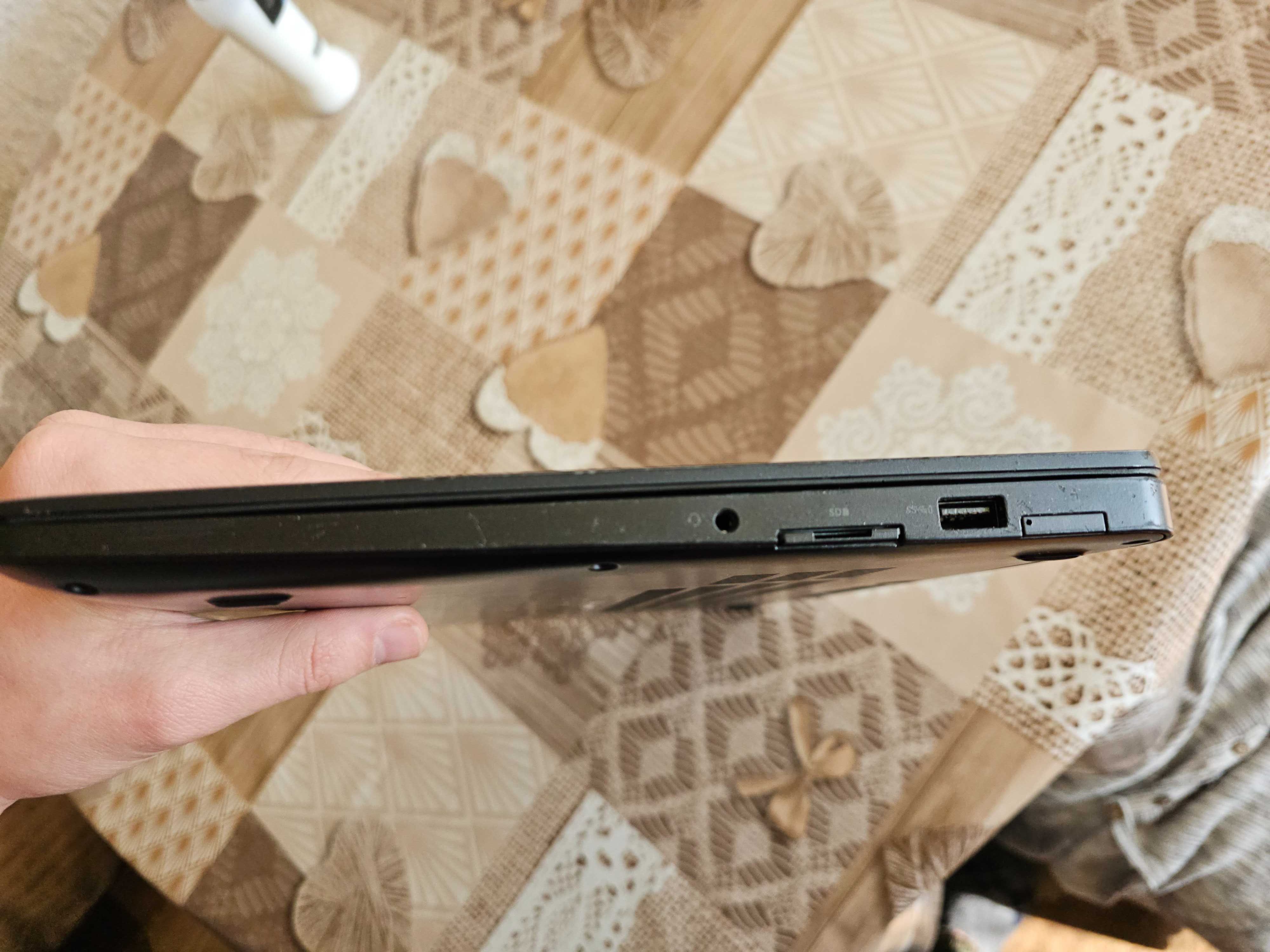 Лаптоп Dell Latitude E470
