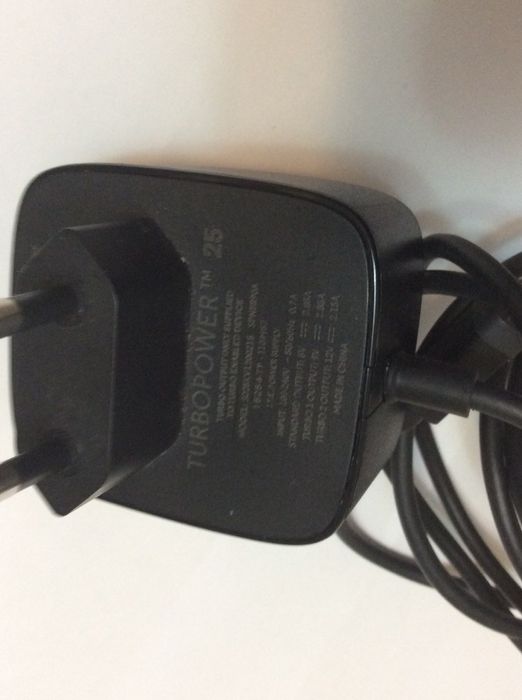 Incarcator Turbopower Motorola Droid output 5V,9,12-2,85A 2,12A