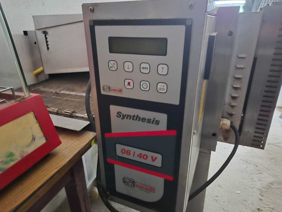 Cuptor Gaz Pentru Covrigi/Pizza (Zanolli Synthesis 06/40V)