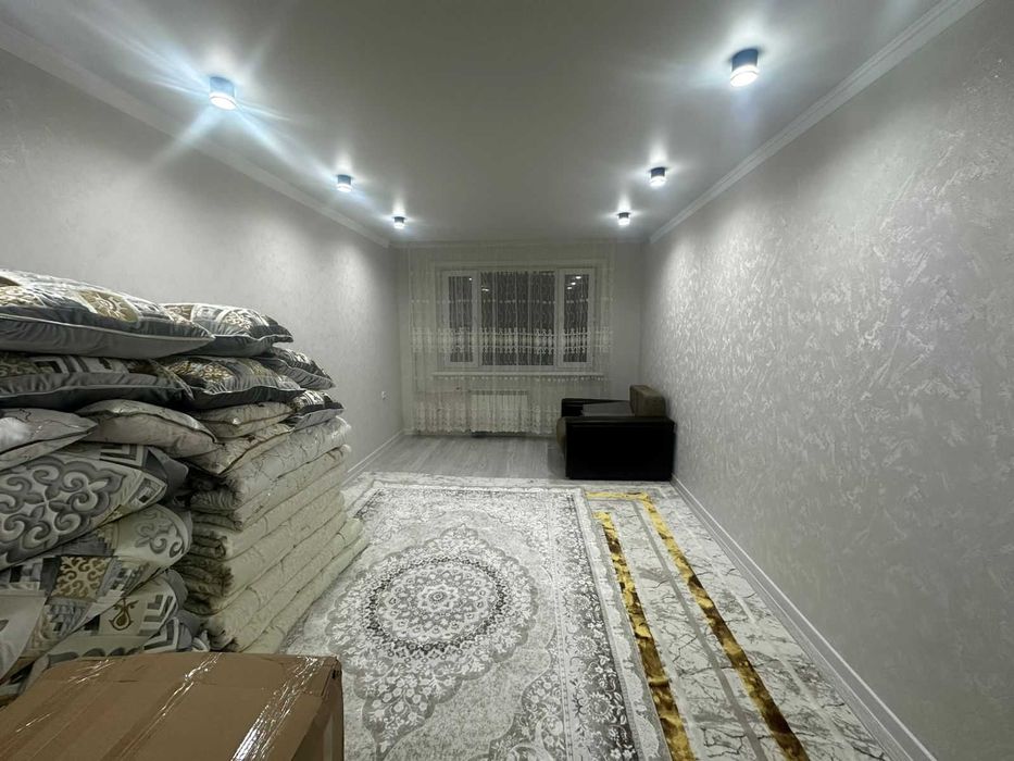 Продам 3-х комнатную квартиру по пр. Металлургов!