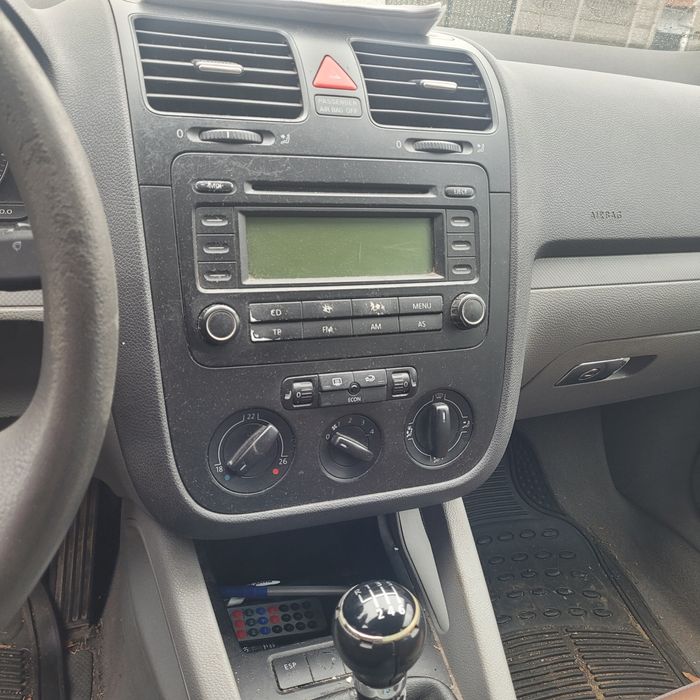 Volgswagen Golf 5 1.6 FSI 2004