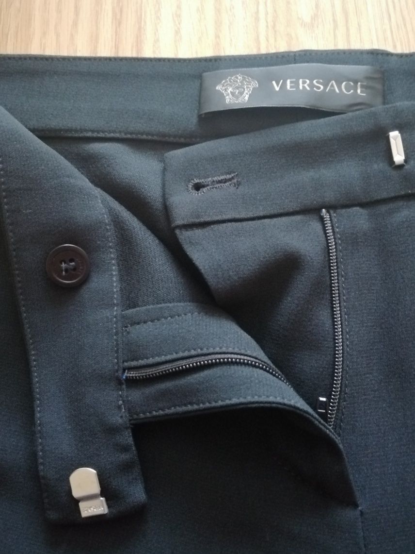 Оригинален дамски панталон VERSACE