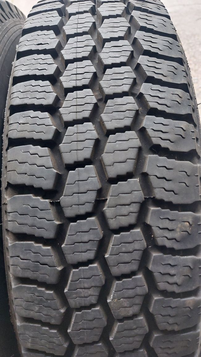 Всесезонни Гуми за Бус 195 R 14 C Sava 2 броя