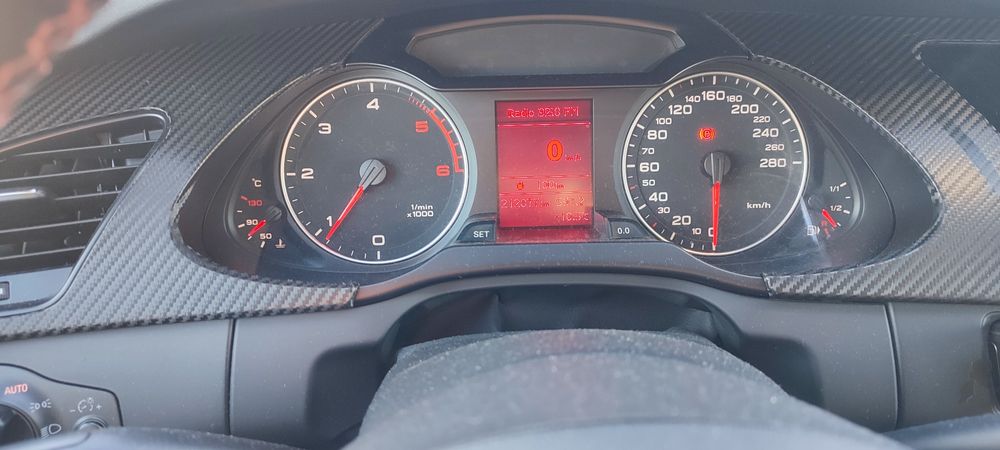 Audi A4 b8 2.0 tdi