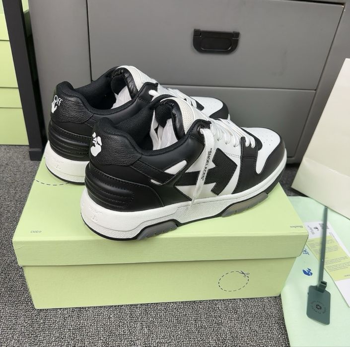 Off-White Out of Office