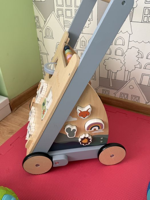 Дървена проходилка Hauck