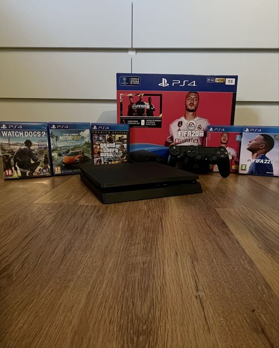 Playstation 4 slim, 1tb, 2 controllere, +jocuri