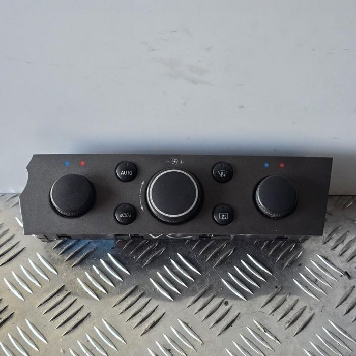 Panou Comanda clima Opel Vectra C facelift