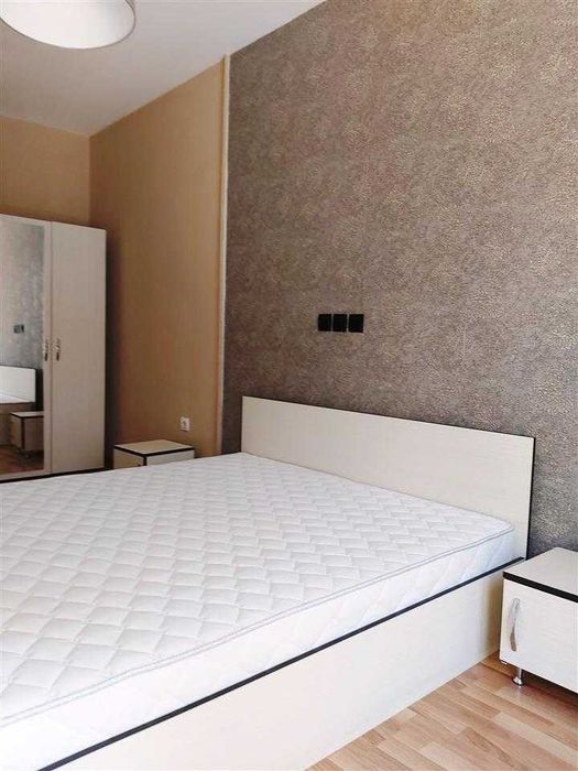 Дава се под наем Двустаен апартамент в Бургас, Изгрев - 56 кв.м за 229.5 € - Снимка #3