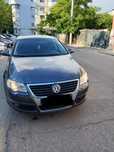 Vând Volkswagen Passat B6