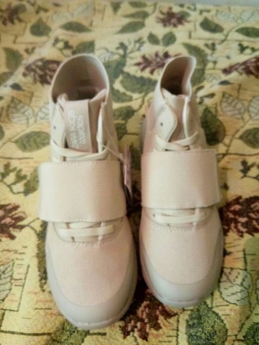 Нови детски обувки Zara