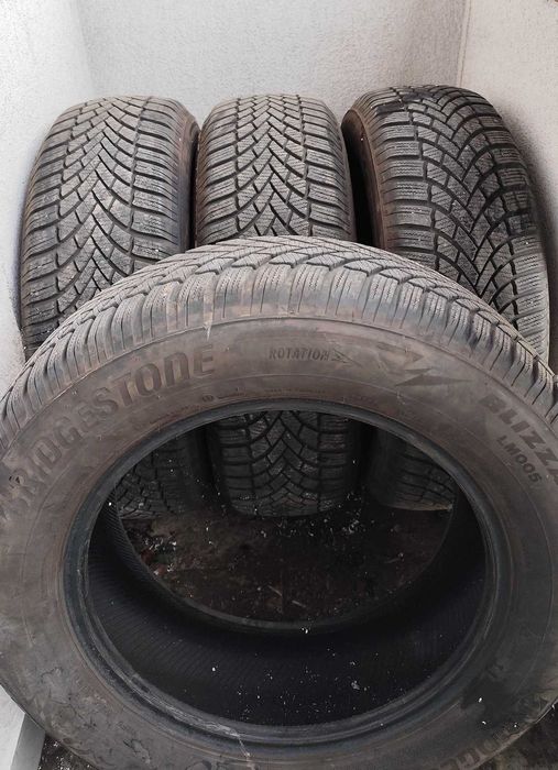 Зимни гуми BRIDGESTONE BLIZZAK 225 65 17 4 бр.