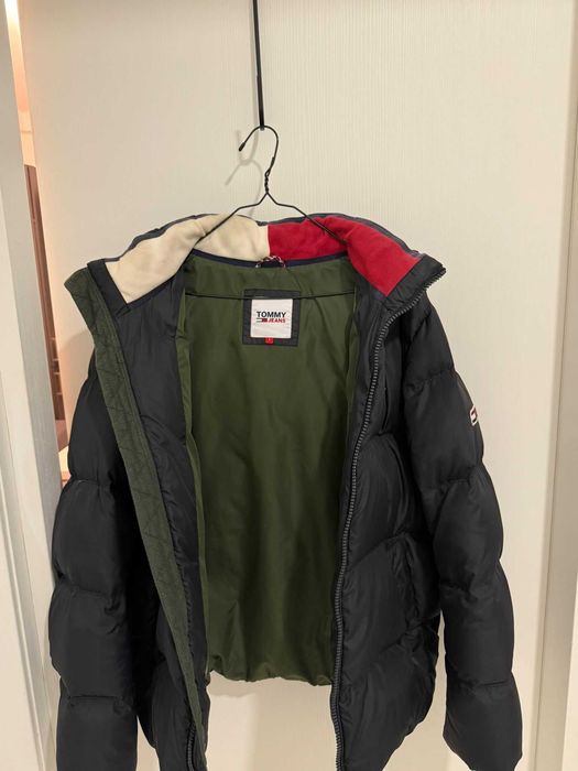 Geacă Tommy Jeans originală – mărimea L